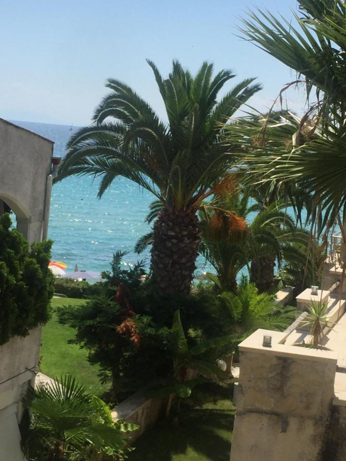 Frenki Apartment By The Sea Siviri Exterior photo